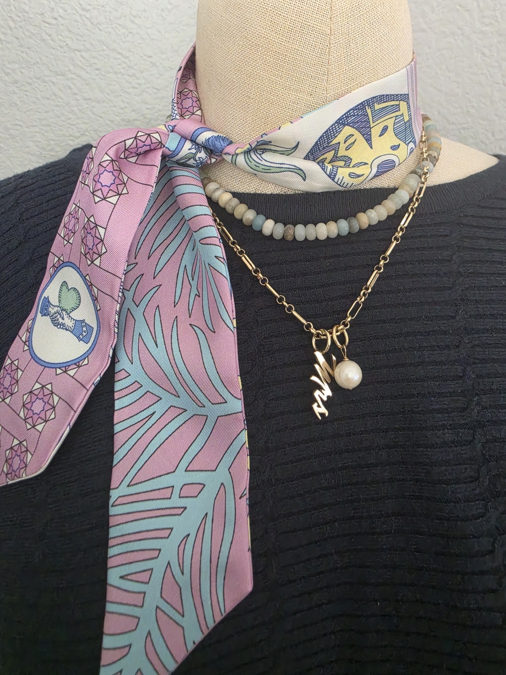 Silky Pink & Aqua Printed Neck Scarf